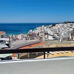 Albufeira, One Step To The Apartment