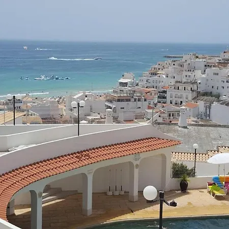 Albufeira, One Step To The * 알부페이라